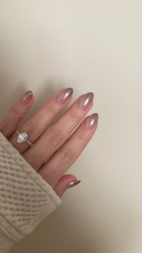 Brown Ombré Chrome Nails, Gradient Chrome Nails, Dip Powder Nails Ombre, Ombré Chrome Nails, Demure Nails, Gradation Nail, Ombre Chrome, Ombre Chrome Nails, Nail Fashion Trends