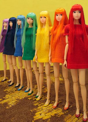 I...I want this! ~MKH    Momoko Over The Rainbow Doll Set  Momoko Over The Rainbow 7th Anniversary 'seven' doll set.  FAB-U-LOUS! Rainbow Colour, Chic Chic, Rainbow Bright, Taste The Rainbow, Rainbow Brite, Live Colorfully, Over The Rainbow, Doll Sets, Happy Colors