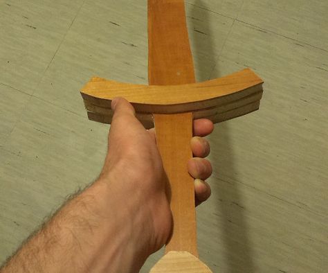 Wooden Swords, Bandsaw Box, Toys Diy, To My Son, Woodworking Ideas, Wood Gifts, Game Pieces, Wood Toys, Diy Wood