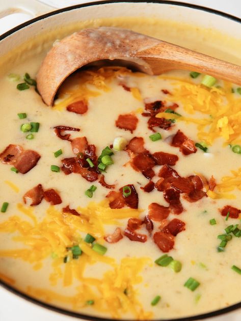 Loaded Baked Potato Soup Recipe, Baked Potato Soup Recipe, Cooking Recipes For Dinner, Loaded Potato Soup, Leftovers Soup, Frozen Potatoes, Loaded Baked Potato, Loaded Baked Potato Soup, Lunch Appetizers