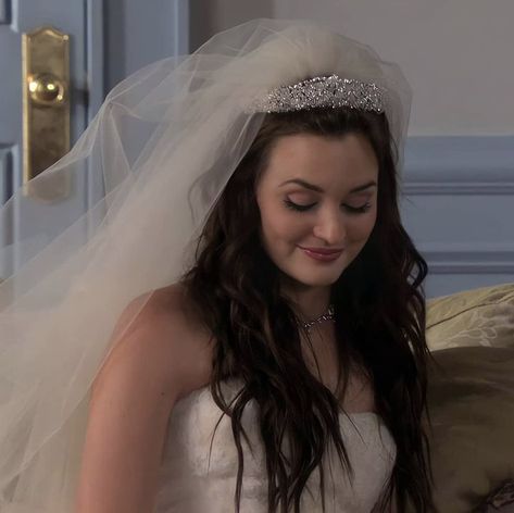 Blair Waldorf Wedding, Libra Sun Pisces Moon, Blair Waldorf Icon, Blair Outfits, Abbey Cowen, Blair Waldorf Aesthetic, Libra Sun, Aquarius Rising, Pisces Moon