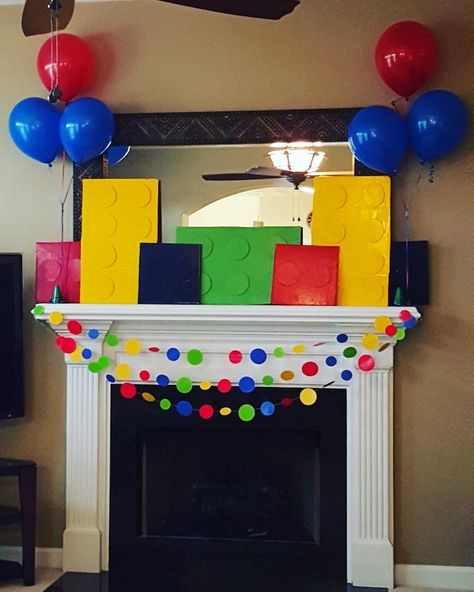 Easy Lego Party Decorations, Lego Garland, Lego Birthday Party Ideas, Lego Decor, Lego Party Decorations, Dot Garland, Sanctuary Decor, Ninjago Birthday Party, Lego Themed Party