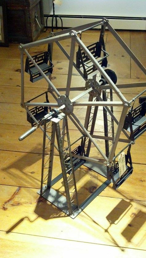 Ferris Wheel Diy Projects, Diy Ferris Wheel Prop, Cardboard Ferris Wheel Diy, Ferries Wheels, Ferris Wheel Decor, Perspective Illustration, Ferris Wheel Model, Creepy Ferris Wheel, Meccano Models