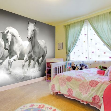 Some epic horse, equestrian, equine and country themed bedroom ideas. Horse Bedroom Ideas For Teens, Horse Bedroom Ideas, Horse Bedroom Decor, White Themed Bedroom, Bedroom Ideas Pictures, Country Bedroom Ideas, Bedroom Ideas For Teens, Themed Bedroom Ideas, Horse Themed Bedrooms