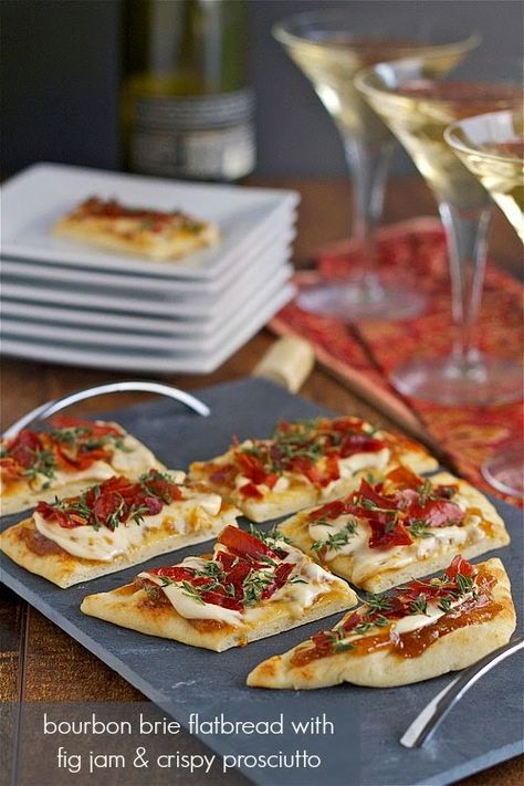 Bourbon Pairings Food, Bourbon Pairings, Brie Flatbread, Bourbon Party, Whiskey Tasting Party, Bourbon Recipes, Crispy Prosciutto, Pizza Appetizers, Bourbon Tasting