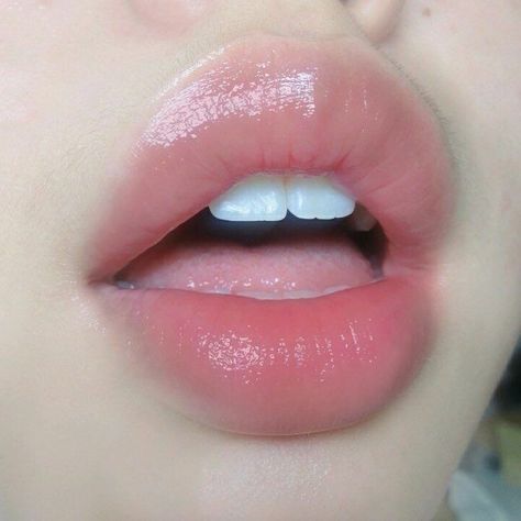 Lips Inspiration, Lana Del Ray, Beautiful Lips, Dream Body, Pretty Makeup, Cute Makeup, Aesthetic Makeup, Perfect Body, Makeup Inspo