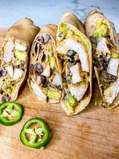 Chicken, Black Bean and Avocado Siete Burritos Low Spoon Meals, Siete Tortillas Recipes, Siete Recipes, Clean Eating Food List, Chicken Black Bean, Sundried Tomato Chicken, Gluten Free Tacos, Red Curry Sauce, Hey Cutie