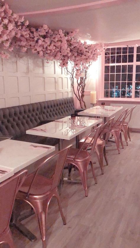 Boba Cafe Interior, Pink Cafe Design, Pink Cafe Interior, Pink Cafe Aesthetic, Cafe Design Ideas, Trendy Cafe, Pink Restaurant, Millenial Pink, Modern Restaurant Design