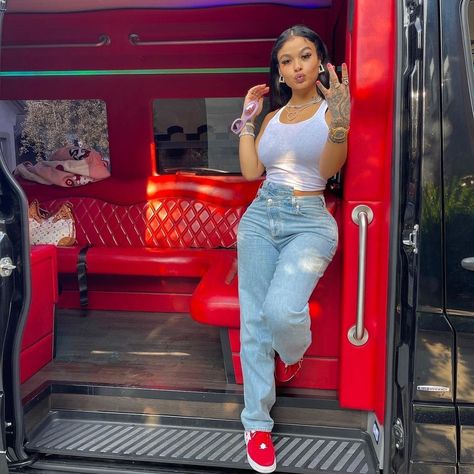 India Love Outfits, Westbrook Outfits, India Love Westbrooks, Love Outfits, India Westbrooks, India Love, Fashion Model Poses, Dope Fashion, Baddie Outfits Casual