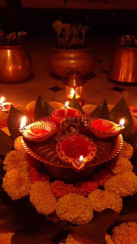 Hindu Temple Aesthetic, Pooja Aesthetic, Album Cover Background, Six Of Wands, Hindu Aesthetic, Ancestral Healing, Diwali Pictures, Pooja Decor, Diwali Decorations At Home