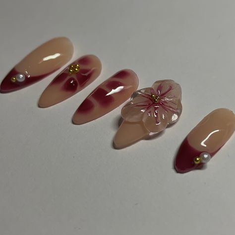 First time doing a set with blooming gel ! ❤️ - - - - #gelx #ɢᴇʟx #gelxnails #gelpolish #gelxtension #flowernails #flower #blooming #bloominggel #nailart #nailtech #rednails❤️ #red #explorepage #extranails Lilies Nails, Nail Inspo Blooming Gel, Bloom Gel Nails, Blooming Gel Flower, Nail Inspo Flower, Blooming Gel Nails, Blooming Nails, Lily Nails, Blooming Gel