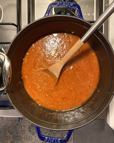 Arrabiata sauce sits on the stove in a staub pot Arabiatta Sauce Recipe, Pasta Arrabiata Recipe, Presto Pasta, Pasta Arrabiata, Farmhouse Cooking, Arrabiata Sauce, Arrabbiata Sauce, Pantry Recipe, Barefoot Contessa Recipes