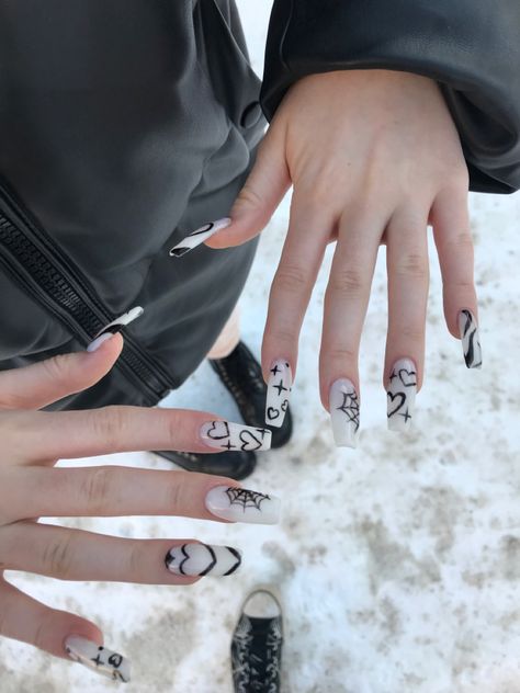 Milky White Nails Black Design, Milky White With Black Nails, Black And Milky White Nails, Milky White Base Nails With Design, Milky White Nails With Black Design, Milky White Halloween Nails, White Milky Nails Design, Milk Nails Design, Milky White Nail Ideas