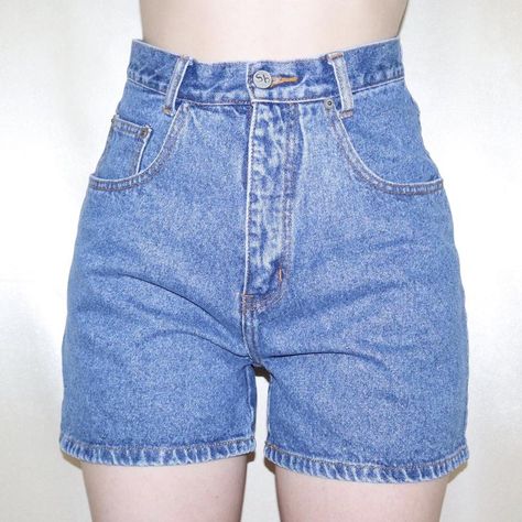 Vintage 90s High Waisted Denim Shorts – Holy Thrift 90s Shorts Outfit High Waist, Aesthetic Denim Shorts, 90s Denim Shorts, 90s Summer Outfits Aesthetic, Long Jean Shorts, 90s Shorts, Vintage Denim Shorts, Denim Shorts Outfit, Unique Clothes For Women