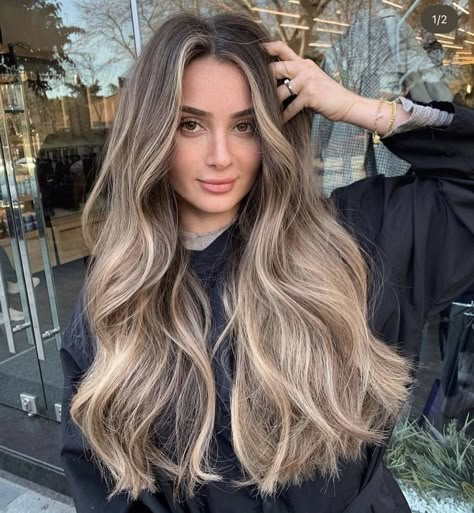 Light Chestnut Hair, Blonde Highlights With Lowlights, Strawberry Highlights, Blonde Highlights Ideas, Balyage Long Hair, Highlights Ideas, Chestnut Hair, Red Blonde Hair, Hair Dyed