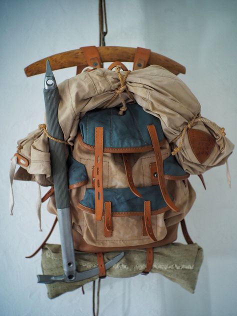 Canvas backpack 101/2021, inspired by Bergan on Behance Backpack Design Concept, Backpack Project, Bushcraft Backpack, Adventure Bags, Big Backpacks, Retro Backpack, Adventure Backpack, Vintage Backpacks, Camping Backpack