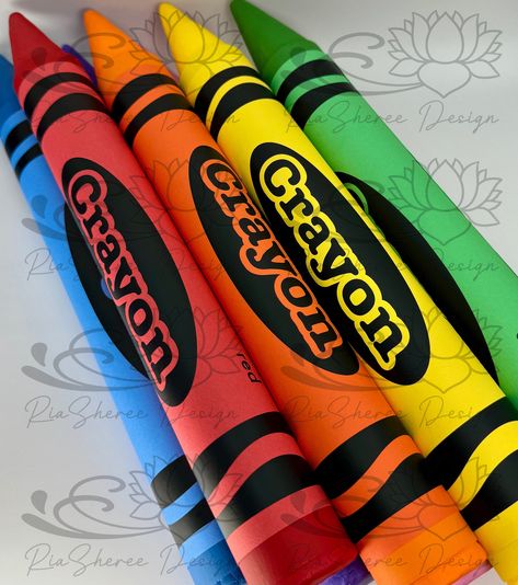 Crayon Classroom Theme Decor, Paint Party Decorations, Toddler Daycare Rooms, Crayon Decorations, Back To School Decorations, Classroom Back To School, Preschool Graduation Party, Crayon Party, Art Party Decorations