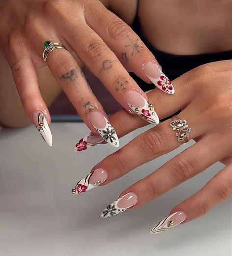 Maximalist Almond Nails, Maximalist Nails Aesthetic, Pink Maximalist Nails, Red Maximalist Nails, Chunky Nail Charms, Weak Nails, Bling Acrylic Nails, Chic Nails, Dream Nails