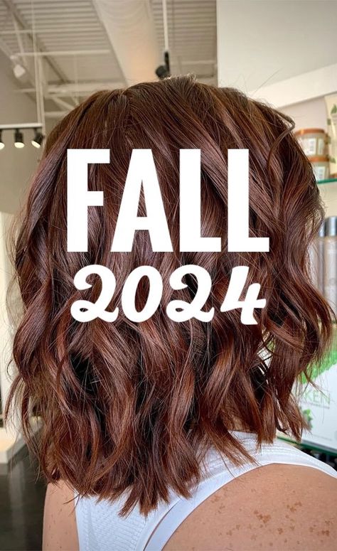 Luxury Fall Jewelry Trends: Bling it On, Darling! Fall / Autumn 2024 Autumn 2024 Hair Trends, Hair Trends Fall 2024, Fall 2024 Hair Trends, Fall Hair Trends 2024, Hair Styal, Mama Hair, Fall Makeup Trend, Fall Jewelry Trends, Fall Hair Color Trends