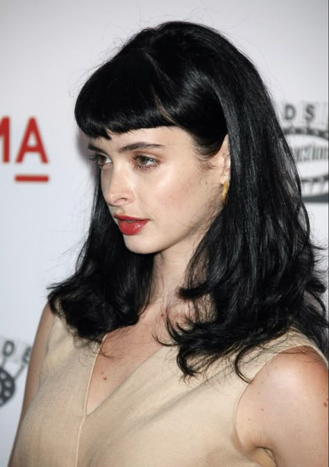 Kristin Ritter Hair, Krysten Ritter Makeup, Betty Bangs Long Hair, Krysten Ritter Hair, Kristin Ritter, Krysten Alyce Ritter, Pretty Actors, Bettie Bangs, Kristen Ritter