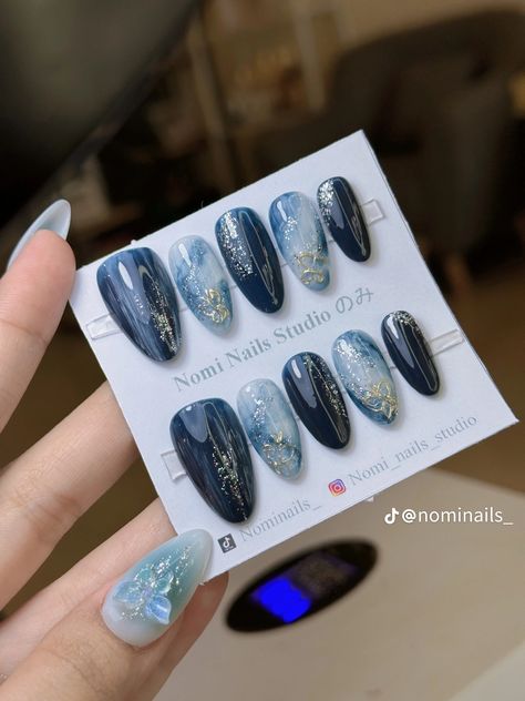 Pressed On Nails Design, Navy Blue Nail Designs, Army Nails, Nails Styles, Navy Blue Nails, Korean Nail Art, Nail Polish Storage, Fancy Nails Designs, Nails Aesthetic