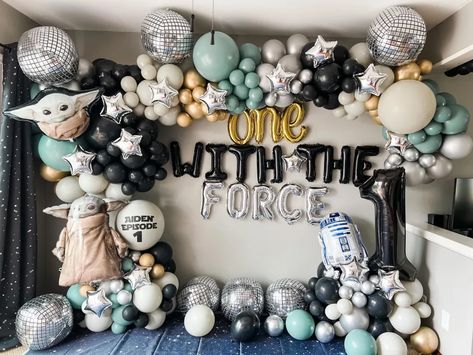 One With The Force Balloon Arch, Yoda Bday Party, Star Wars Themed 1st Birthday, 1 With The Force Birthday, Grogu First Birthday Party, Grogu Themed Birthday, One Year Old Birthday Party Boy Star Wars, Grogu First Birthday, Grogu Party Ideas