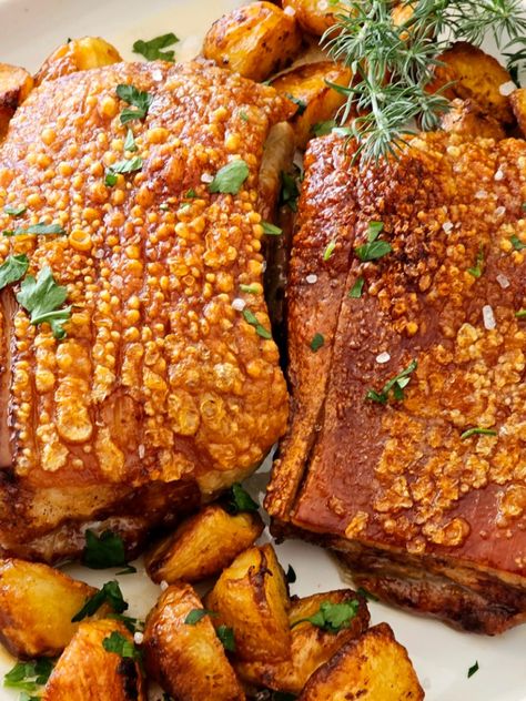 pork belly in air fryer Pork Belly Oven, Air Fryer Pork Belly, Crunchy Baby, Making Roast Potatoes, Belly Pork, Air Fryer Pork, Phyllo Pastry, Smashed Potatoes Recipe, Vegetable Tart