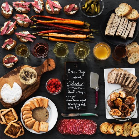 Cider Flight and Charcuterie Board Pairing Winter Gathering, Snack Boards, Cider Tasting, Pastry Appetizer, Charcuterie Spread, Brunch Spread, So Bored, Food Pairing, Appetizer Ideas