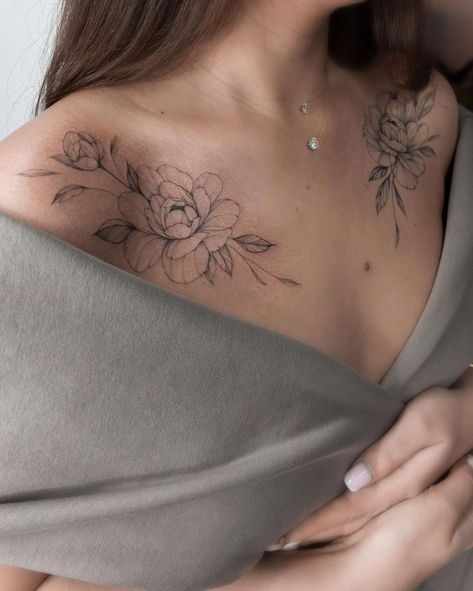 Best tatto ideas for you. These beautifully subtle designs will leave you craving your own. #tattoo #tattoopics #tattooart #tattooideas #tattooideasforwomen #trendingtattoo #trends #hotgirlstatto #cutegirlstattoo #womenstattooideas #womenstattooideas2022 Small Flower Tattoos Collar Bone, Flower Tattoo With Dermal Piercing, Collar Bone Tattoo Flowers, Feminine Collar Bone Tattoos, Tattoo Chest Woman, Clavicle Tattoos For Women, Clavicle Tattoos, Tattoo Clavicle, Chest Tattoo Flowers