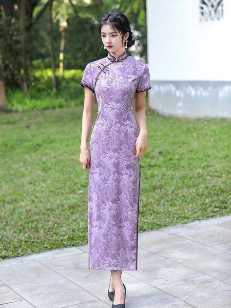 Purple Qipao, Lilac Wedding Dresses, Chinese Cheongsam Dress, Sew Dress, Chinese Cheongsam, Chinese Wedding Dress, Long Evening Dresses, Lilac Wedding, Traditional Chinese Dress