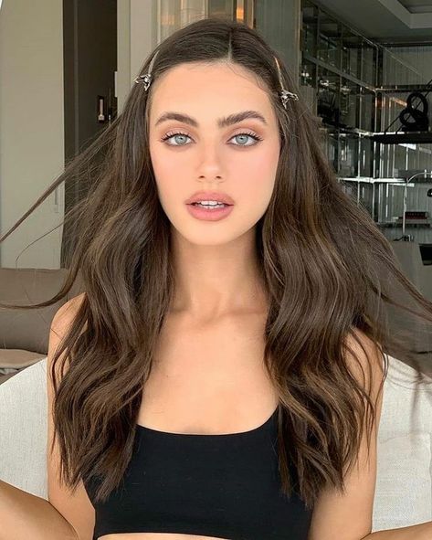 Brown Hair With Blue Highlights, Brown Hair Blue Eyes Pale Skin, Hair With Blue Highlights, Brown Hair With Blue, Brunette Hair Pale Skin, Brown Hair Blue Eyes Girl, Brown Hair Pale Skin, Dark Hair Pale Skin, Hair Colors For Blue Eyes