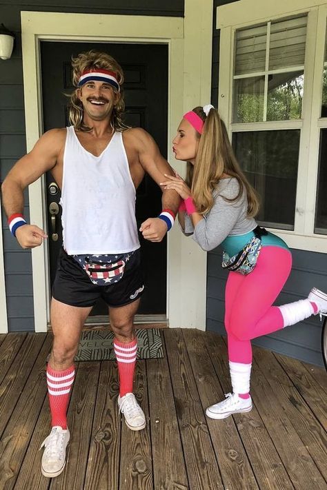 Heading to an 80s party? Check out these 80s party outfits, 80s party outfit ideas, 80s outfits, and 80s costumes Couple Dress Up Ideas, Easy 80s Costume, 80s Costume Men, 80s Couple Costume, 80s Couples, 80s Themed Costumes, 80s Outfit Ideas, Cool Couple Halloween Costumes, 80s Party Costumes