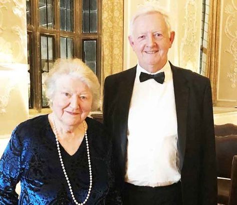 Patricia Routledge, Chichester Cathedral, Fundraising Activities, Keeping Up Appearances, Old Faces, Intelligent Women, Chichester, British Actors, Video Footage