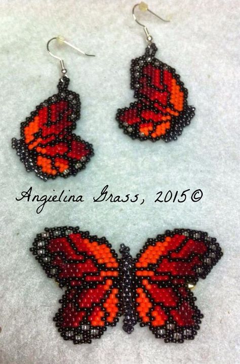 Anting Manik, Beaded Butterfly, Motifs Perler, Beadwork Designs, Brick Stitch Earrings, Seed Bead Patterns, Beads Jewellery, Beaded Jewellery, Seed Bead Tutorial