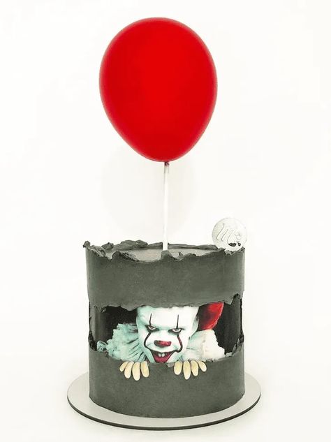 Horror Cake Design, It Cake Pennywise, Horror Movie Cake Ideas, Pennywise Birthday Cake, Horror Cake Ideas, It Birthday Cake, Pennywise Cake, Horror Cakes, Haloween Cakes