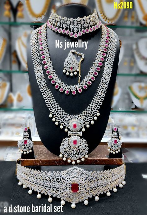 Cz Jewellery Sets Bridal, Cz Jewellery Sets, Jewellery Sets Bridal, Indian Gold Necklace Designs, Cz Jewellery, South Indian Bridal Jewellery, Beautiful Jewelry Diamonds, Beef Empanadas, Indian Wedding Jewelry Sets