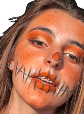 Scarecrow makeup look Scarecrow Face Painting, Scarecrow Makeup Halloween, Orange Halloween Makeup Looks, Scarecrow Makeup Ideas, Jack O Lantern Makeup Easy, Scarecrow Makeup Men, Pumpkin Makeup Halloween, Jackolantern Makeup, Cute Scarecrow Makeup