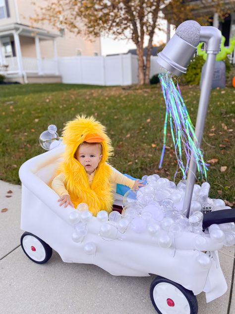 Bubble Bath Wagon Costume, Rubber Duck Trunk Or Treat, Rubber Ducky Halloween Costume, Rubber Ducky Costume, Rubber Duck Costume, Rubber Duckie Halloween Costume, Duck Family Costume, Family Duck Halloween Costumes, Rubber Duck Family Costume