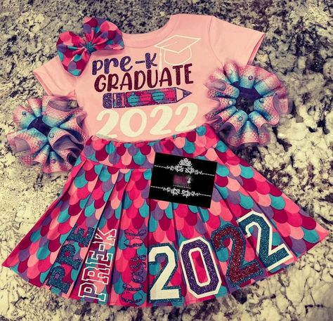 Couple Shirt Design, Graduation Shirts For Family, Kid Birthday Outfits, Grad Outfits, Cute Baby Girl Outfits, Kids Fashion Clothes, Tutu Outfits, Graduation Outfit, Little Girl Dresses