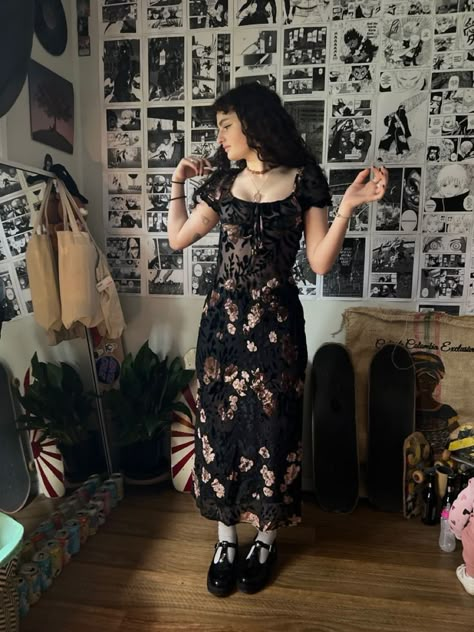 Grunge Tea Party Outfit, Autumn Aesthetic Dress, Romantic Alternative Style, Whimsical Goth Aesthetic Outfits, Dark Whimsical Aesthetic Outfit, Midi Dress Outfit Aesthetic, Whimsy Goth Dress, Goth Tea Party Outfit, Edgy Autumn Outfits