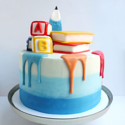 Back To School Cakes Ideas, Teachers Day Cake Design, Teachers Day Cake Ideas, First Day Of School Cake, Back To School Cupcakes, Back To School Cake, Teachers Day Cake, School Cupcakes, Back To School Bash