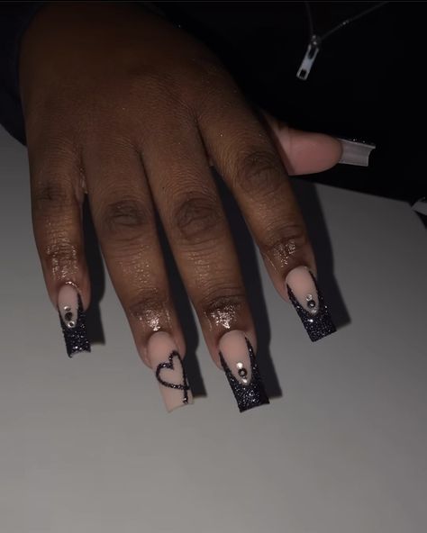 Black And Silver Nails, Short Nail Designs, Silver Nails, Nails Toes, Valentine's Day Nails, Love Nails, Black And Silver, Black Nails, Short Nails