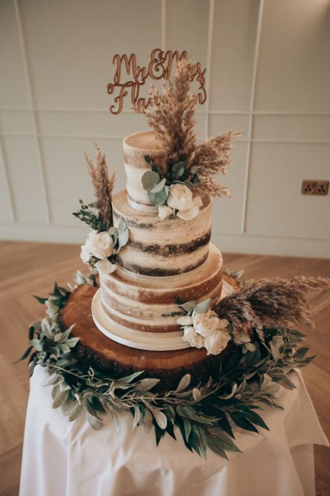 3 Layer Wedding Cake Rustic, 3 Tier Wedding Cake Semi Naked, Rustic Wedding Cake Pampas, Wedding Cake With Pampas Flowers, Rustic Bohemian Wedding Cake, Pampas And Eucalyptus Wedding Table, Wedding Cakes Pampas, Bare Icing Wedding Cake, 2 Teir Cakes Wedding Rustic