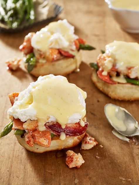 Maine Lobster Benedict | Maine Lobster Marketing Collaborative Lobster Benedict, Lobster Recipe, Eggs Benedict Recipe, Easy Brunch Recipes, Lobster Recipes, Maine Lobster, Calamari, Breakfast Brunch Recipes, Breakfast Time