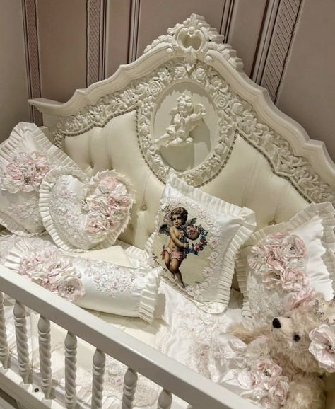 Crib Aesthetic, Princess Aesthetic Nursery, Aesthetic Baby Room, Princess Baby Room, Coquette Baby Nursery, Coquette Baby Room, Coquette Nursery, Royal Baby Rooms, Princess Crib