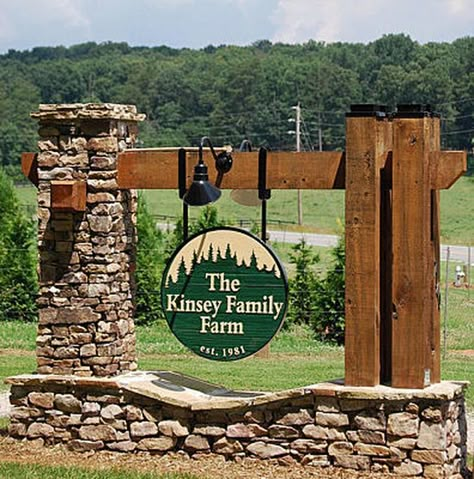 Farm Signs Entrance, Chesnut Springs, Ranch Entrance Ideas, Driveway Entrance Landscaping, Farm Entrance, Ranch Gates, Entrance Signage, Chestnut Springs, Elsie Silver