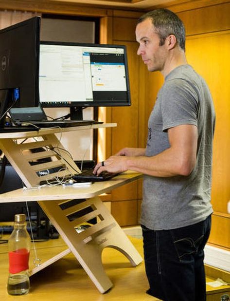 Diy Standing Desk Riser, Standup Desk, Standing Desk Riser, Diy Standing Desk, Desk Standing, Standing Work Station, Desk For Home Office, Workstation Desk, Hobby Desk