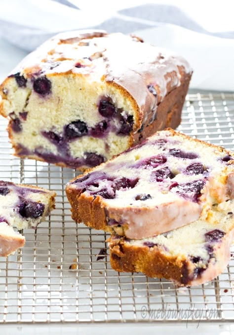 Ricotta Pound Cake, Blueberry Ricotta, Lemon Blueberry Pound Cake, Blueberry Pound Cake, Almond Bread, Ricotta Recipes, Ricotta Cake, Blueberry Bread, Blueberry Cake