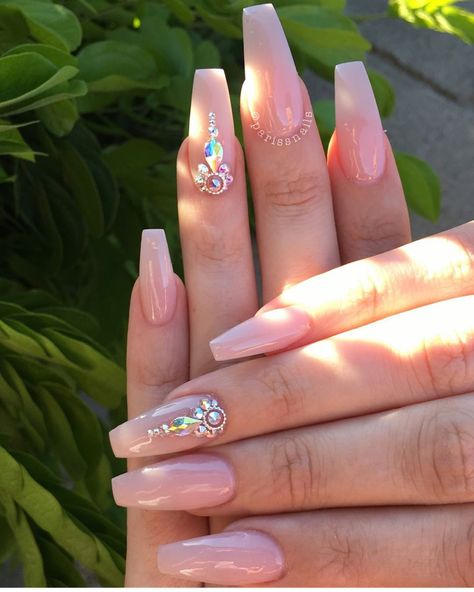 Nails Ideas For Bride, Diy Wedding Nails, Best Wedding Nails, Wedding Nails Ideas, Swarovski Nails, Nail Art Wedding, Diamond Nails, Prom Nails, Birthday Nails