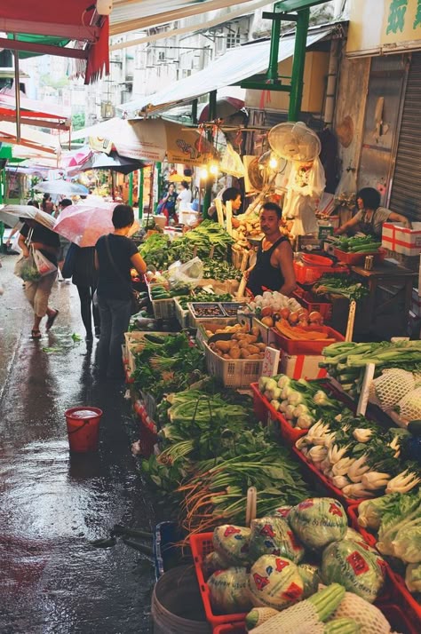 Hong Kong Street Market Kowloon Hong Kong, Traditional Market, China Hong Kong, Outdoor Market, Street Market, China Travel, Food Design, Street Food, Bangkok